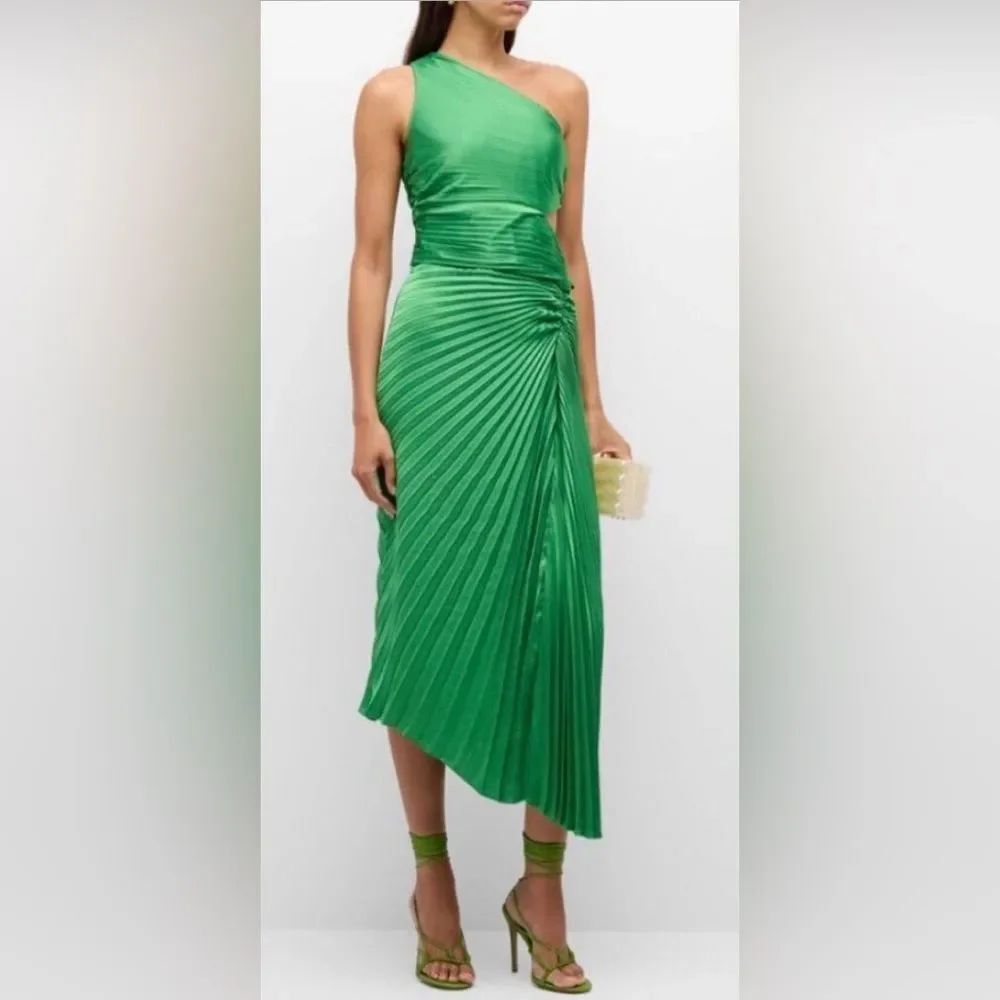 NWT . $695 A.L.C Dahlia one shoulder pleated dress Size 8